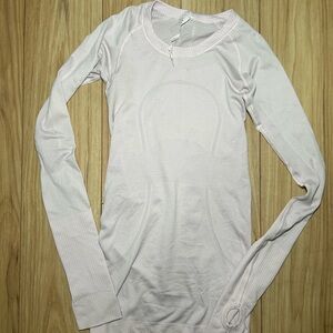Lululemon Swiftly Tech Light Pink